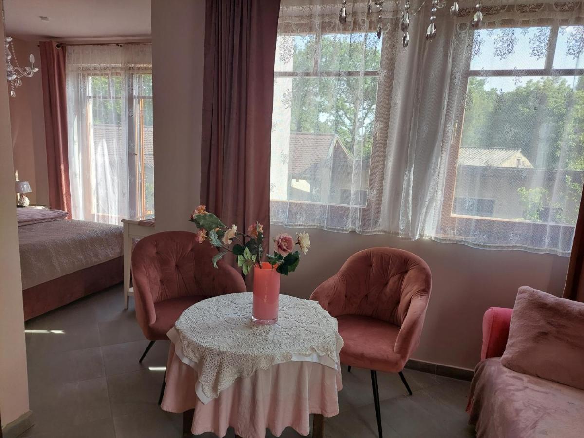 Hotel La Brigitte Et Bernd Hennigsdorf Esterno foto